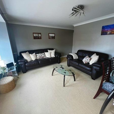 Majestic, Modern & Spacious Harbour-View Apartment With Parking ويتبي المظهر الخارجي الصورة