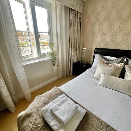 Majestic, Modern & Spacious Harbour-View Apartment With Parking ويتبي المظهر الخارجي الصورة
