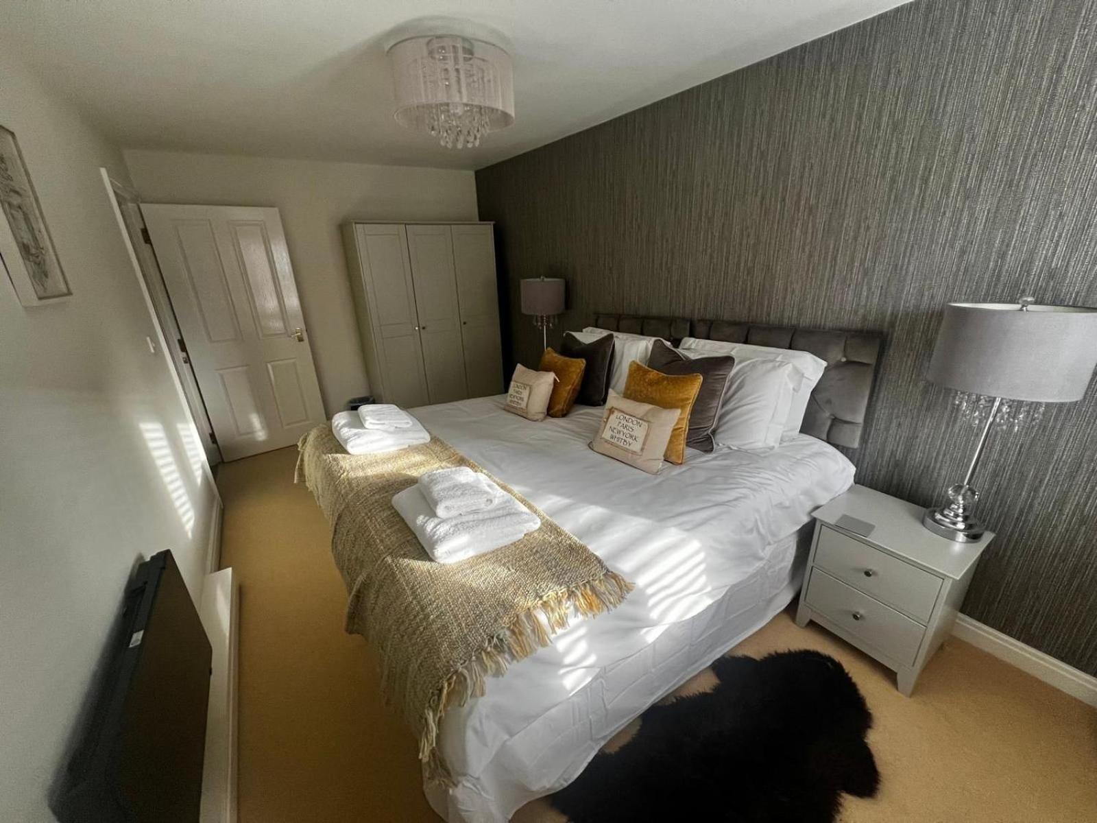 Majestic, Modern & Spacious Harbour-View Apartment With Parking ويتبي المظهر الخارجي الصورة